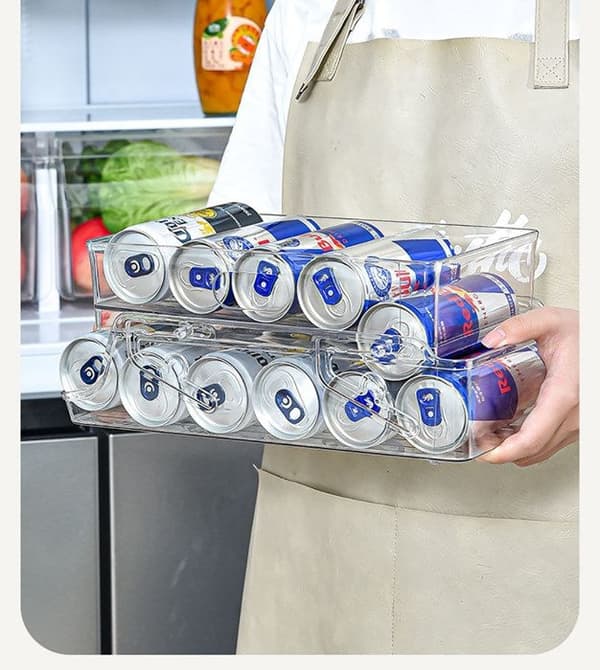 Vikbar kylskåpsorganisatör för 500 ml dryckesburkar.