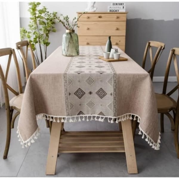 (Kaffefarge) Duk - Ikke spesifisert - Rektangulær - 140 x 180 cm - Polyester - Flekkbestandig coffee color