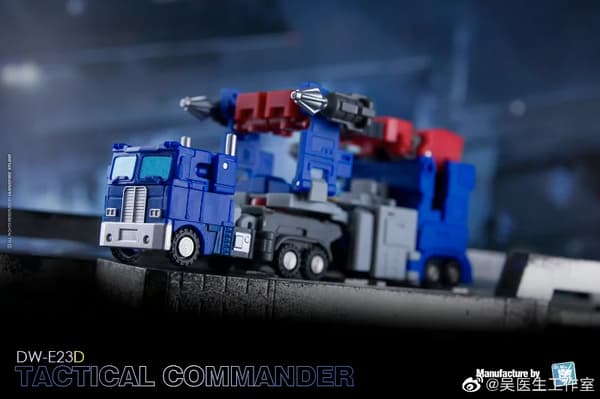 【VARASTOSSA】UUSI DR. WU Transformation DW-E23 DW-E23T DW-E23D DW-E23B DW-E23P Ultra Magnus Commander G1 Mini Toimintahahmolelut