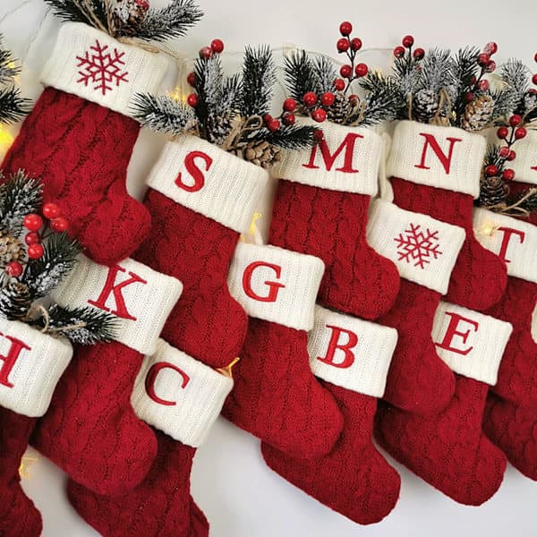Jule Strømpe med Bokstavmonogram for Julebordpynt (Rød Snøfnugg, Én Størrelse)