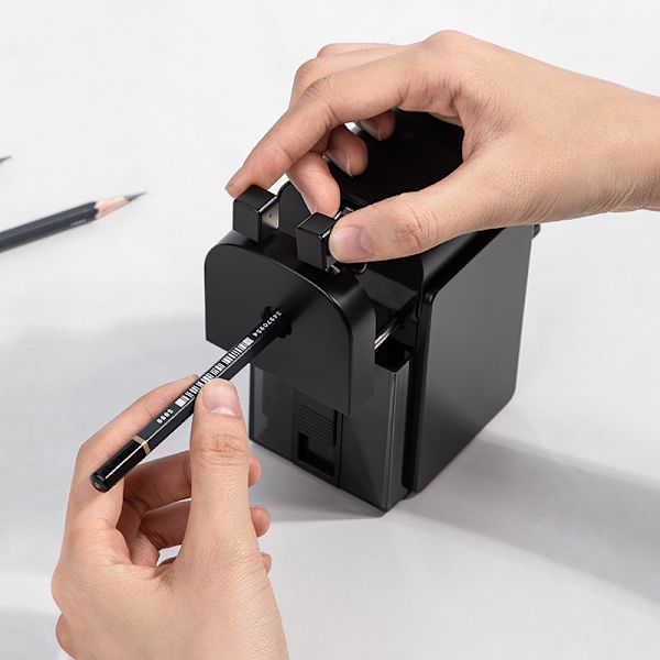 Roterande pennvässare