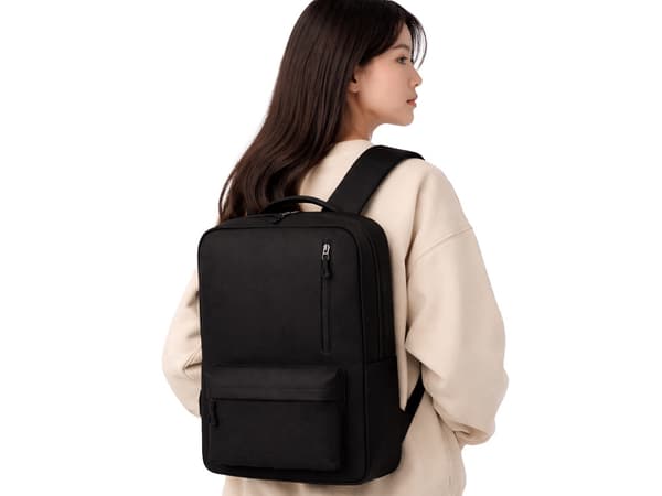 Rygsæk med USB-port og laptoprum 18–20 L grå polyester grå gray