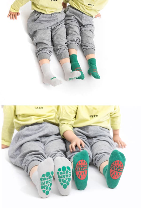 5-pack barn strumpor med antislip-Frukt M(1-3Y)