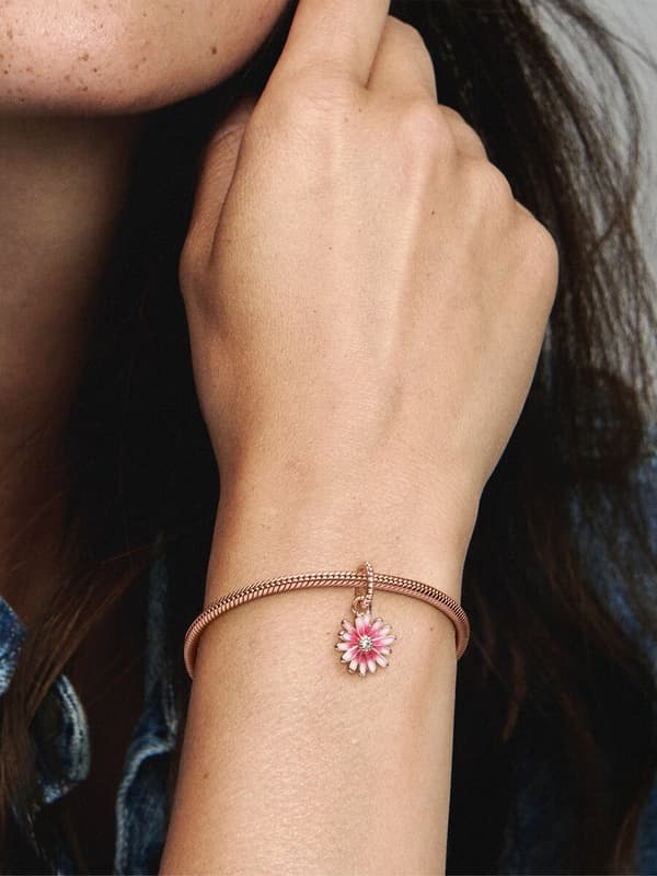 - Pink Daisy Flower Dangle Charm - 14k rosaguld plating