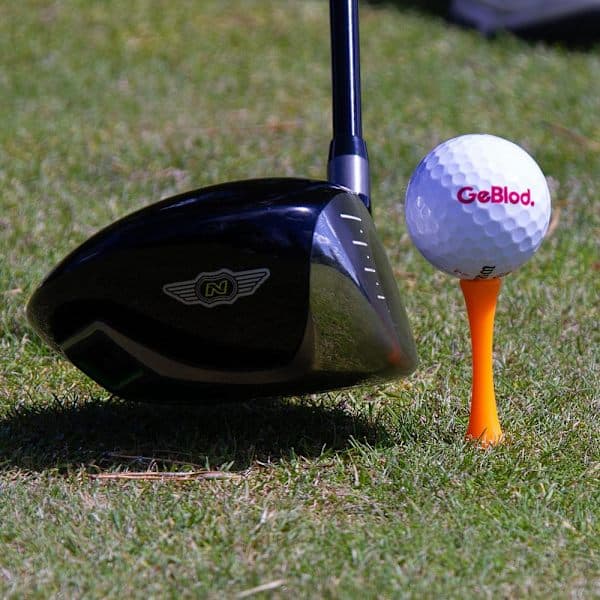 Golfteear i plast / Castleteear 50 mm (40 st)