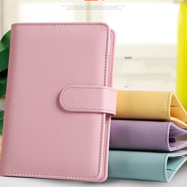 A6 perm med 12 plastlommer Lilla