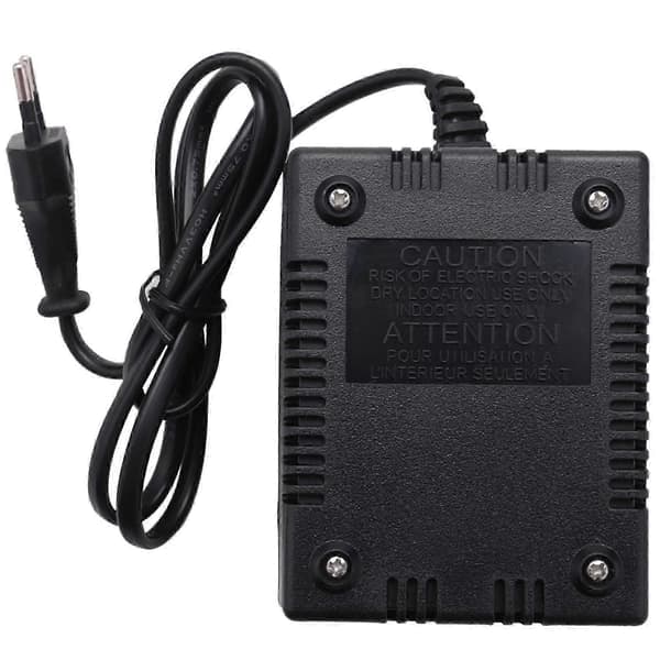 220/240V til 110/120V nedtrappingstransformatoromformer EU-plugg svart