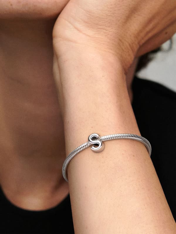- Bokstav S Alfabet Charm - Sterling sølv