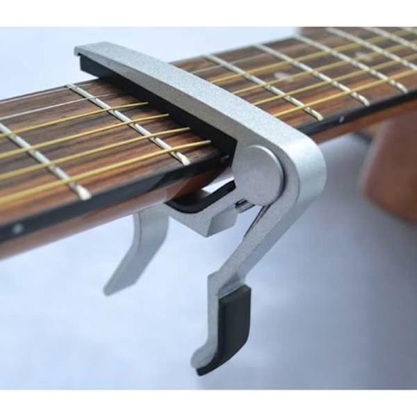 Capo - Trigger - Aluminium - Akustisk/Elektrisk Gitarr - Snabbt byte - Enkel justering