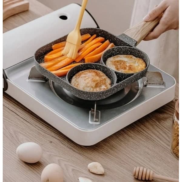 Stekepanne for pannekaker, egg, pannekaker, 4 rom