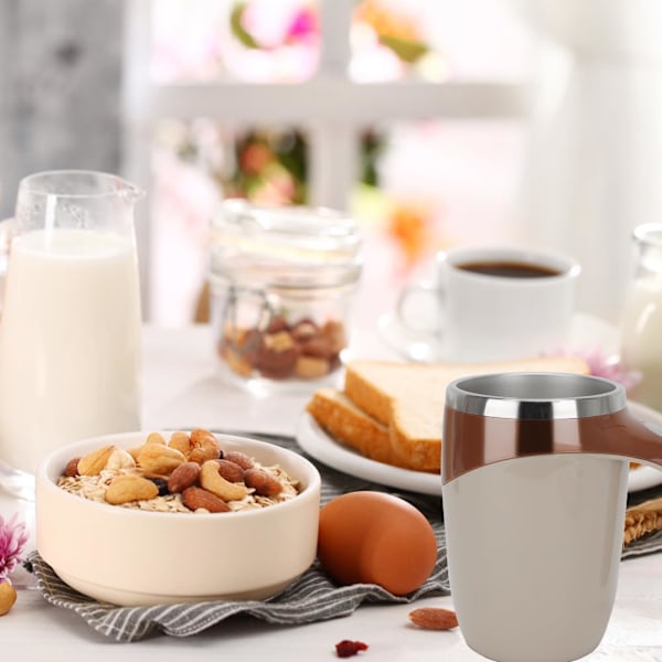 Självrörande mugg, magisk mugg, mjölk, kaffekopp, smart mugg för kaffe. Brown