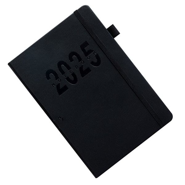 Dagkalender 2026 - A5 Sort foret notesbog med rem (180 ark)