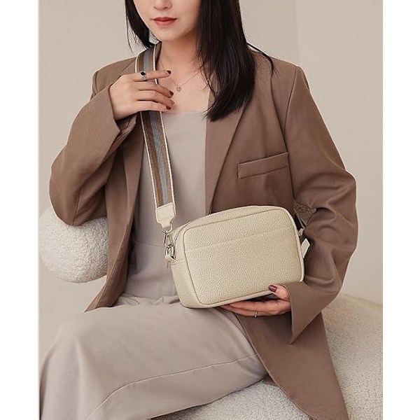 Crossbody-väska för damer, bred rem, medium, svart läder, messenger-väska för damer med justerbar axelrem