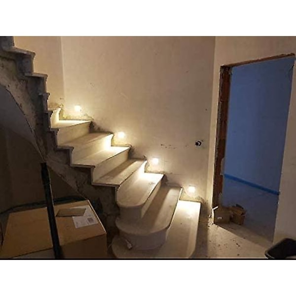 Dimbara LED-infällda taklampor