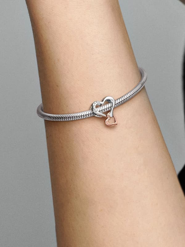 - Tofarget Openwork Infinity Heart Charm - Sterling sølv, 14k roségullbelegg