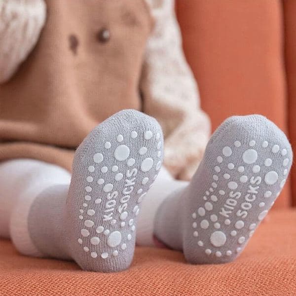 6 par babyvinterstrømper med skridsikker og tykt termisk greb