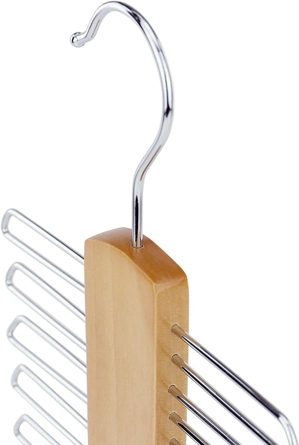 Plassbesparende trekleshenger for opptil 20 belter og slips.