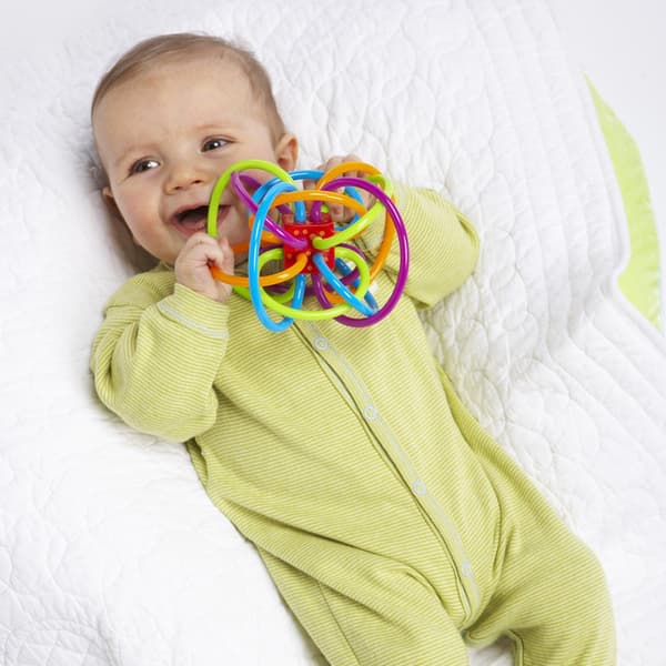 Manhattan Toys Winkle rangle og sensoriske tannleker, håndgrep B