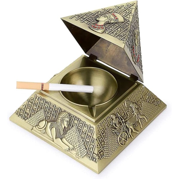 Vintage -tyylinen tuulenpitävä tuhkakuppi, kansi Pyramid Design Pöytätasolla