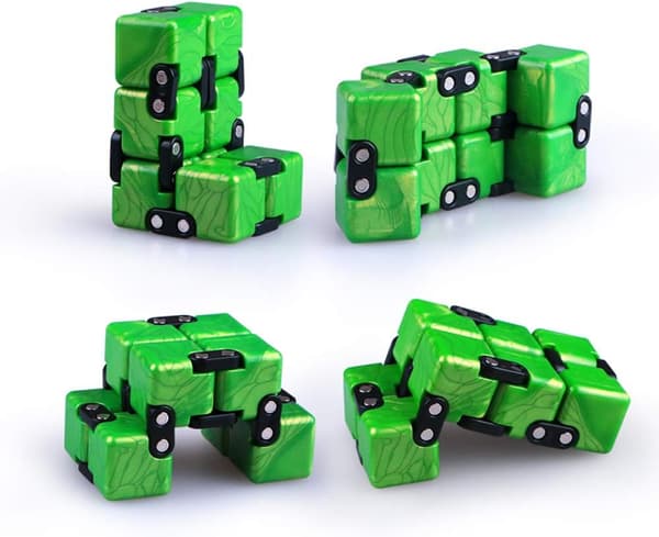 Pieni Kultainen Elefantti Paranneltu Infinity Cube -Pyörittelylelu, Kätevä Mini