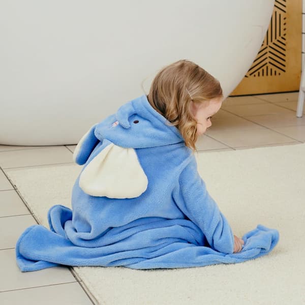 Strandhåndkle for barn (blå elefant - 85 x 150 cm), egnet for