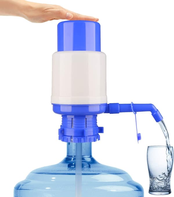 1 stk stor blå vannflaskepumpe hånddispenser trykkpumpe