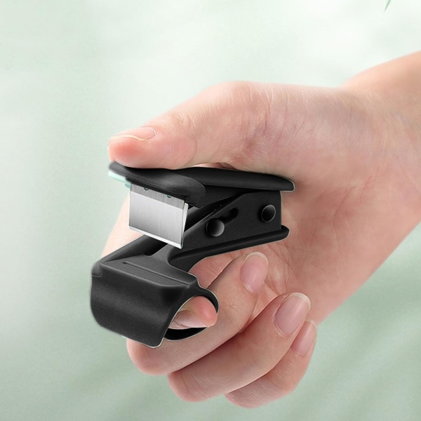 1 pièce (noire) coupe-doigts, cueillette intégrée au pouce, outil