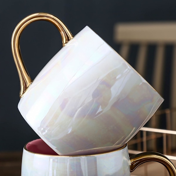 13.5oz Keramikmugg med lock och guldsked i körsbärsblommönster - Vacker tekopp för kaffe, unik Sakura-gåva för kvinnor