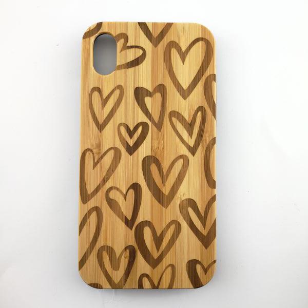 Skal iPhone X/XS  - Äkta trä med tryck - Hjärtan