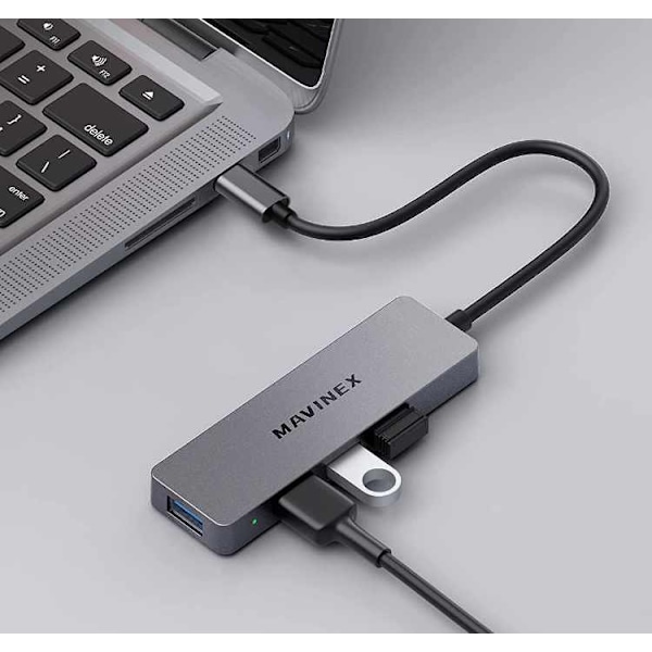 USB C Hub SuperSpeed - 4 porttia Svart