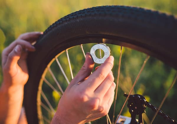 Ekernyckel för cykel, verktygssats för riktning av cykelfälg, 2-pack (silver och blå)