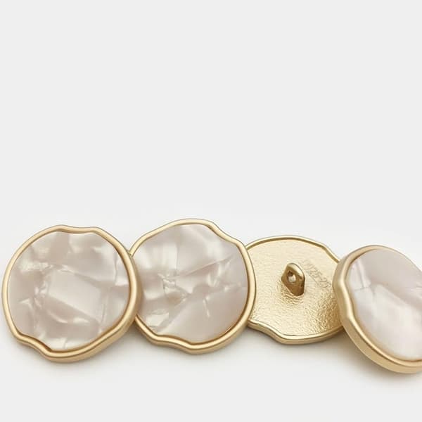 15 mm skalimitation æbleformede knapper med skaft - søde harpiksknapper til damecardigans og -sweatre (10 stk.)