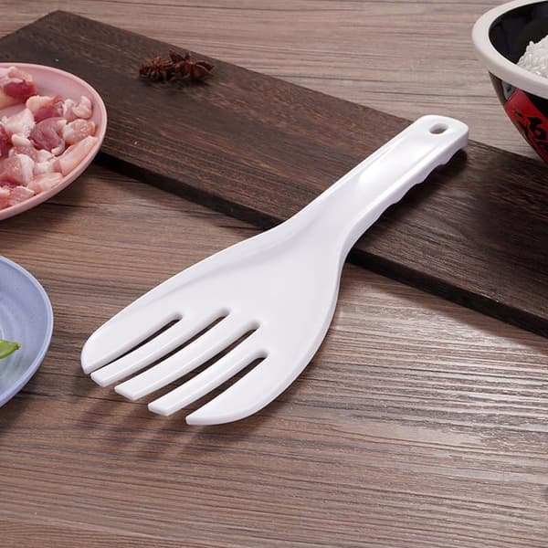 3 st 10 tums rispaddlar i plast med tänder, non-stick serveringssked, spatel, skopa för ris, sallad, potatis, matserveringssked, vit