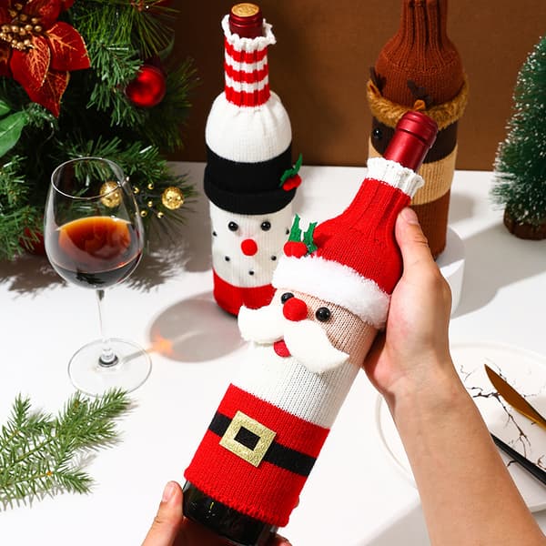 Julvinsflasköverdrag (3-pack) – Stickade tecknade tomtar och snögubbar – Festlig bordsdekoration
