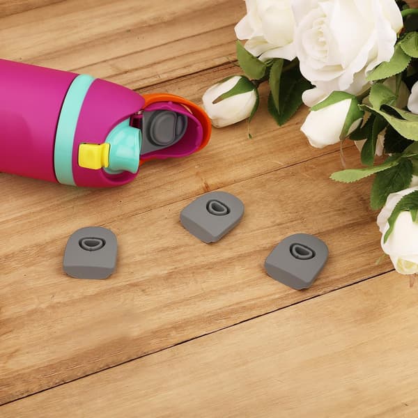 4-pack vattenflaskproppar silikonproppar topplock kompatibla med Owala FreeSip flaskmunstycksproppar tillbehör för 19/24/32/40 oz grå