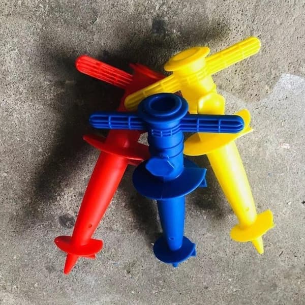 Paraplyankare/Paraplyställ i slitstark plast – Markfäste för strand, camping Blå