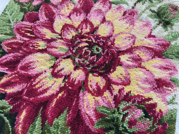 Broderikit Riolis "Dahlior" 40x50 cm