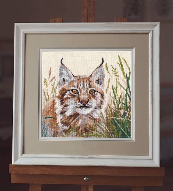 Broderisett Oven "Rovdyr" 22x22 cm