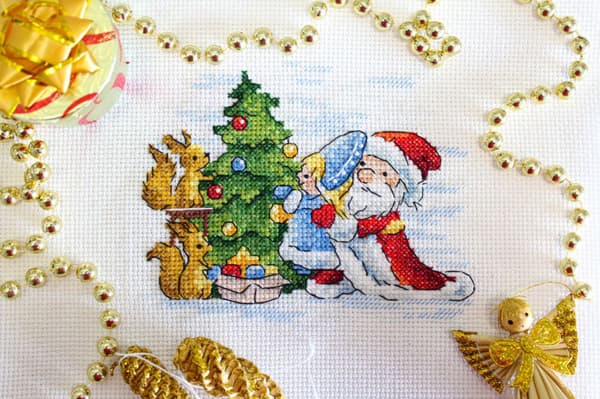 Broderisett MP Studia "Festlig tre" 13x11 cm