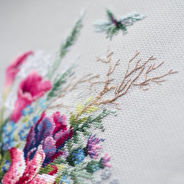 Broderisett Magic Needle "Tulipaner og lilje" 18x26 cm