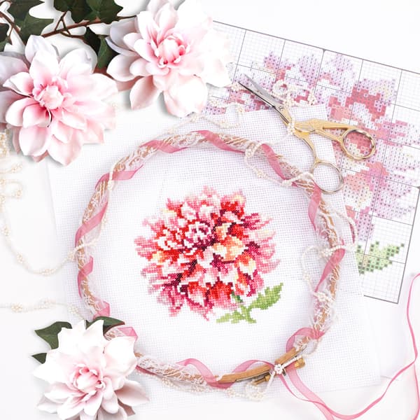 Broderikit Magic Needle "Dahlia" 11x11 cm