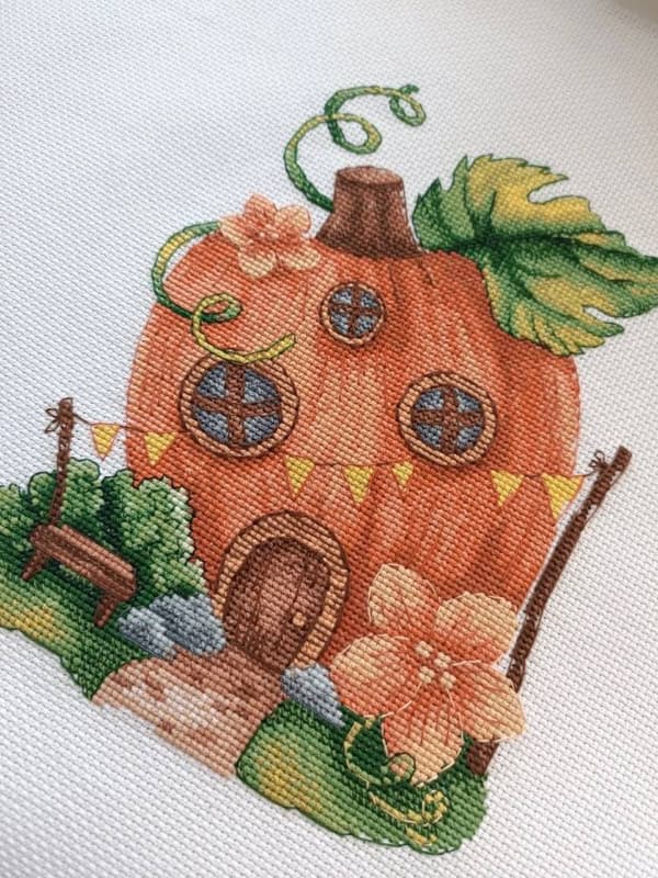 Broderisett Oven "Gresskar" 14x19 cm