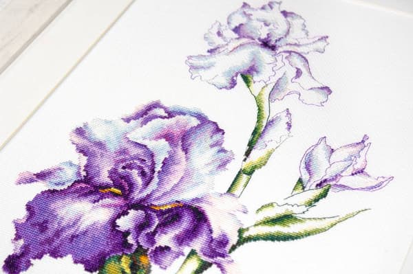 Broderikit Luca-S B2251 - "Irisar" 24x38 cm