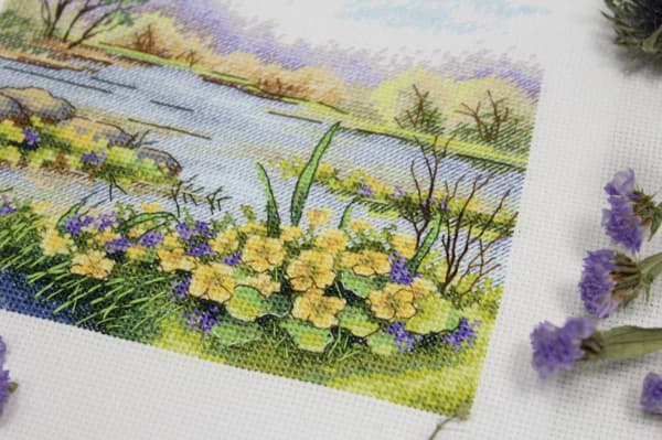 Broderisett MP Studia "Skogsdam" 16x20 cm