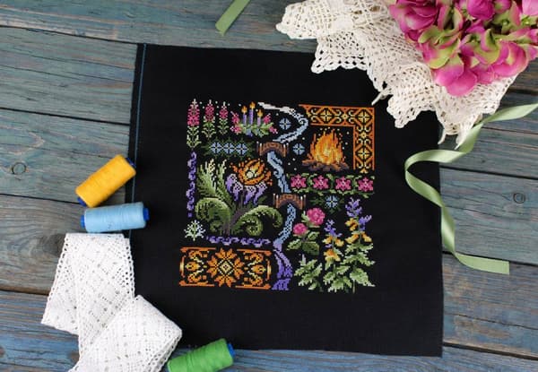 Broderisett MP Studia "Sampler. Natt" 19x19 cm