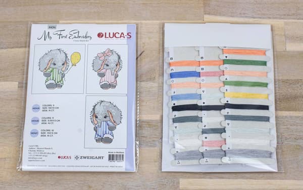 Broderikit Luca-S M04 - "Mit første broderi" 7x7,5 cm