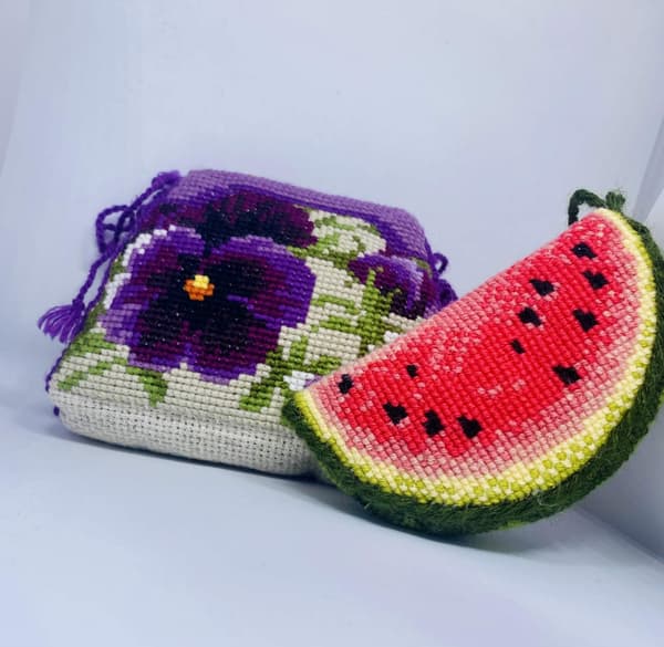 Broderikit Riolis "Vandmelon nålepude" 9x5x3 cm