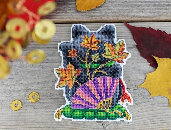 Broderikit Plastik Canvas MP Studia "Sort maneki-neko" 10x13 cm