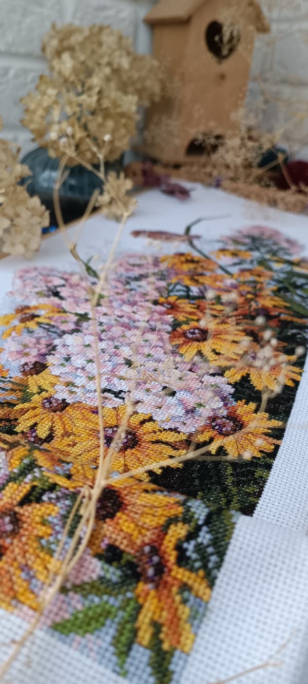 Broderisett Merejka K-208 - "Solhatt og phlox" 18x43 cm