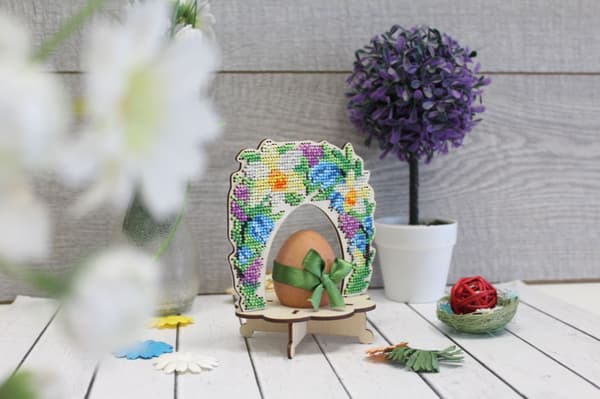 Perlebroderi MP Studia "Æggebæger - Blomsterbue" 12x14 cm